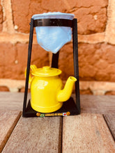 Kit Café Mini Chaleira 200ml Alumínio E Suporte Com Coador Amarelo