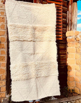 Tapete Médio Algodão Bordado Vanil 1,00x1,50m