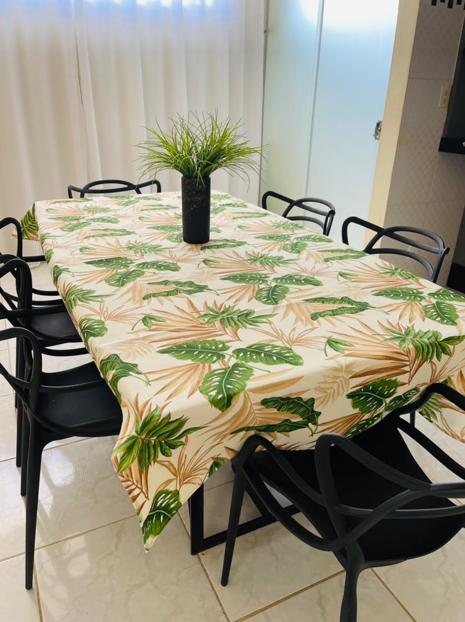 Toalha de Mesa Impermeável Costela de Adão 1,45mx2,2m