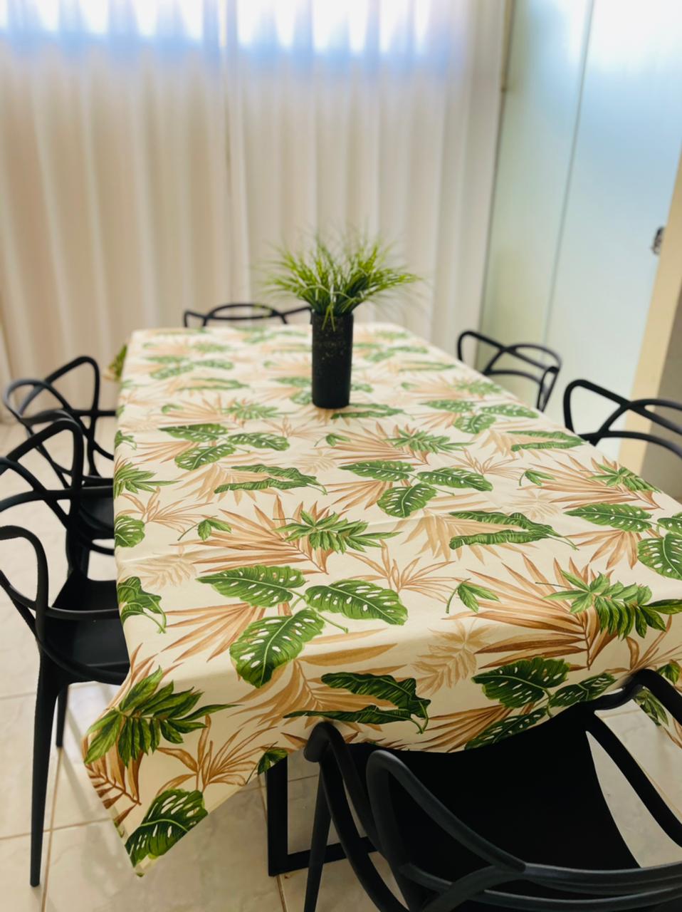 Toalha de Mesa Impermeável Costela de Adão 1,45mx2,2m