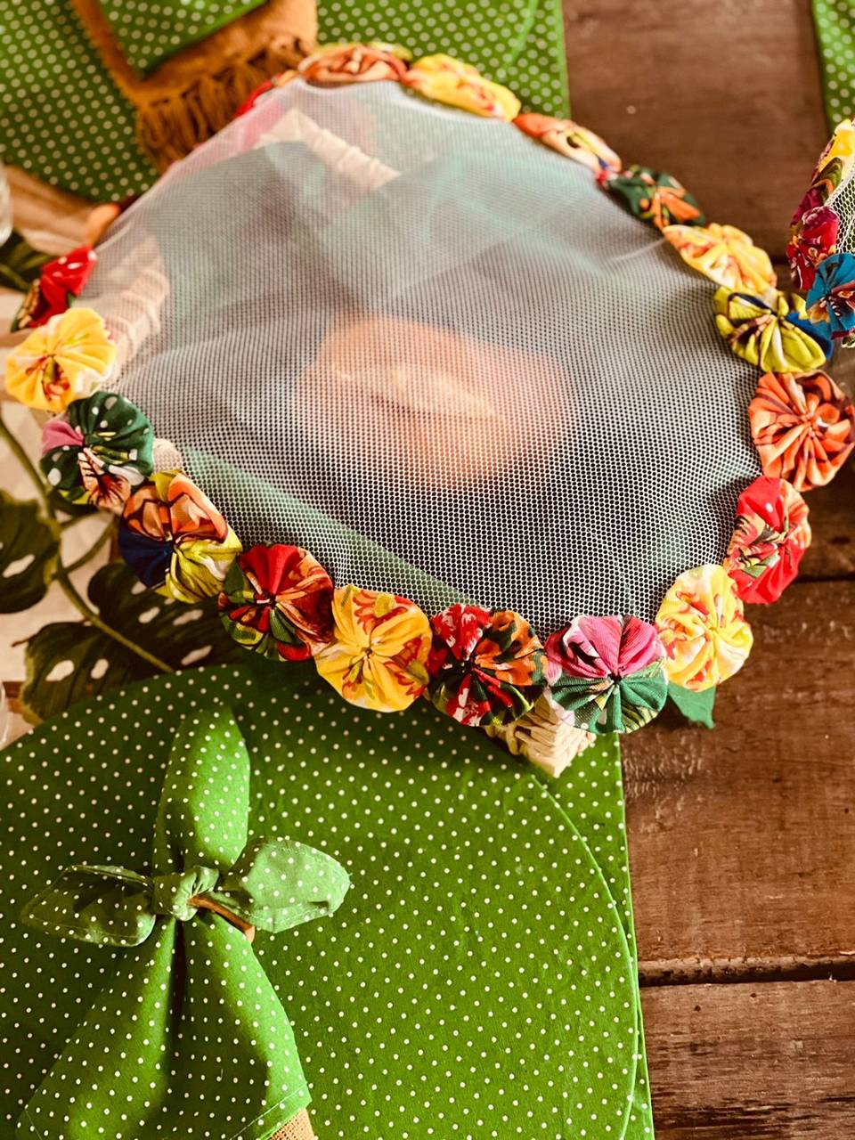 Tule Fuxico Oval 45cm